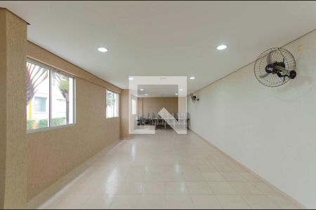 Apartamento para alugar com 80m², 2 quartos e sem vagaÁrea Comum - Salão de Festas