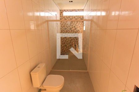 Casa para alugar com 300m², 2 quartos e 1 vaga Casa para alugar com 300m², 2 quartos e 1 vagaBanheiro 2