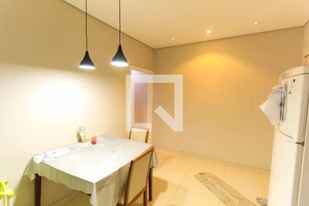 Casa para alugar com 300m², 2 quartos e 1 vaga Casa para alugar com 300m², 2 quartos e 1 vagaCozinha