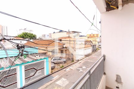 Casa para alugar com 300m², 2 quartos e 1 vaga Casa para alugar com 300m², 2 quartos e 1 vagaSacada do Quarto 2