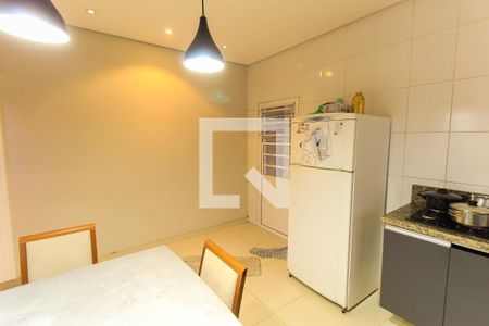 Casa para alugar com 300m², 2 quartos e 1 vaga Casa para alugar com 300m², 2 quartos e 1 vagaCozinha