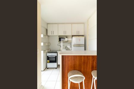 Apartamento à venda com 42m², 1 quarto e 1 vagaCozinha - Bancada