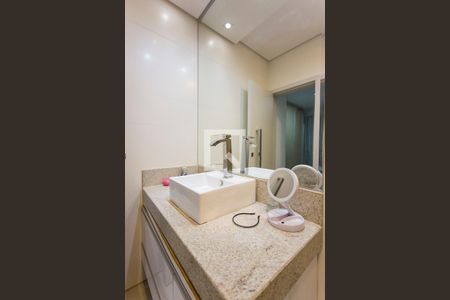 Casa para alugar com 200m², 4 quartos e 3 vagasBanheiro da Suite 1