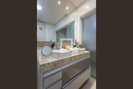 Casa para alugar com 200m², 4 quartos e 3 vagasBanheiro da Suite 2