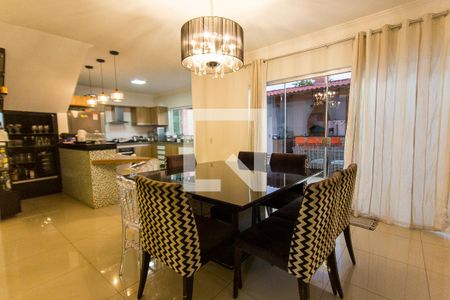 Sala 1 de casa para alugar com 4 quartos, 200m² em Jardim Europa, Uberlândia