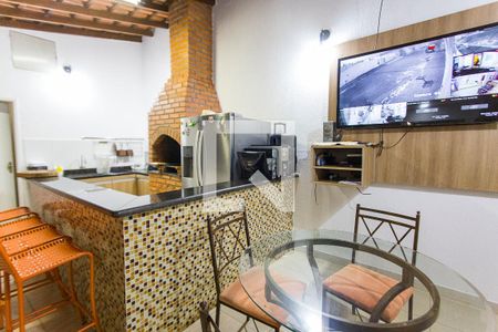 Casa para alugar com 200m², 4 quartos e 3 vagasEdícula