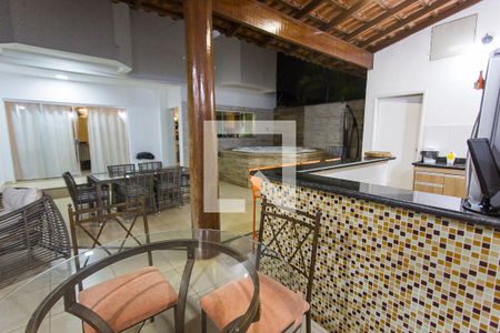 Casa para alugar com 200m², 4 quartos e 3 vagasEdícula