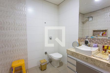 Casa para alugar com 200m², 4 quartos e 3 vagasBanheiro da Suite 2
