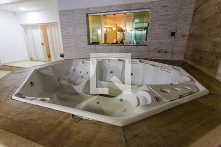 Casa para alugar com 200m², 4 quartos e 3 vagasQuintal