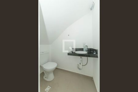 Lavabo de casa para alugar com 2 quartos, 100m² em Vila Nair, São Paulo