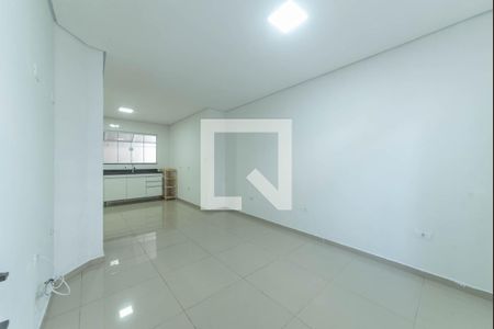 Sala de casa para alugar com 2 quartos, 100m² em Vila Nair, São Paulo