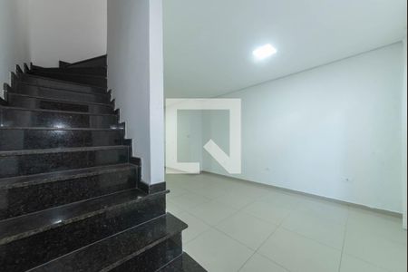 Sala de casa para alugar com 2 quartos, 100m² em Vila Nair, São Paulo