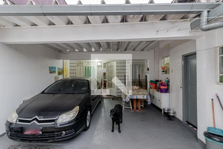 Casa à venda com 260m², 3 quartos e 5 vagas Casa à venda com 260m², 3 quartos e 5 vagasQuintal - Área de Serviço