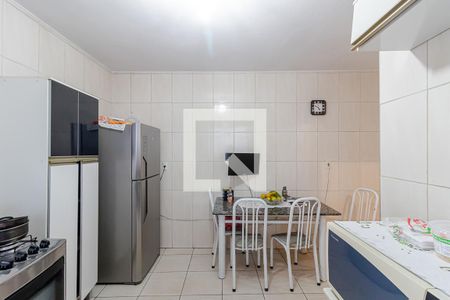 Casa à venda com 260m², 3 quartos e 5 vagas Casa à venda com 260m², 3 quartos e 5 vagasCozinha Casa 2