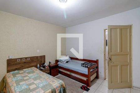 Casa à venda com 260m², 3 quartos e 5 vagas Casa à venda com 260m², 3 quartos e 5 vagasQuarto Casa 2
