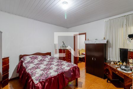 Casa à venda com 260m², 3 quartos e 5 vagas Casa à venda com 260m², 3 quartos e 5 vagasQuarto Casa 1