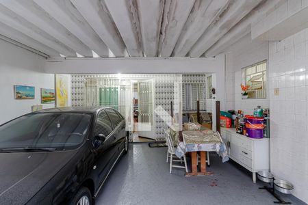 Casa à venda com 260m², 3 quartos e 5 vagas Casa à venda com 260m², 3 quartos e 5 vagasQuintal - Área de Serviço