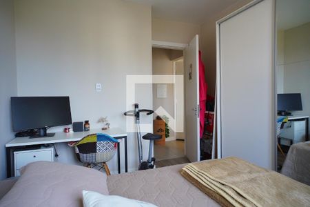 Quarto de apartamento à venda com 1 quarto, 46m² em Passo da Areia, Porto Alegre