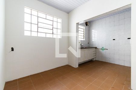 Casa à venda com 300m², 3 quartos e 4 vagasCopa