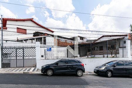 Casa à venda com 300m², 3 quartos e 4 vagasFachada