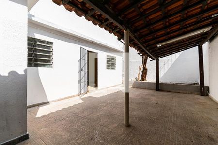 Casa à venda com 300m², 3 quartos e 4 vagasQuintal/Churrasqueira