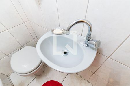 Casa à venda com 200m², 3 quartos e 2 vagasLavabo 