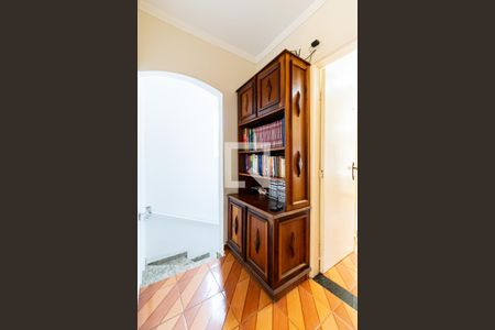 Casa à venda com 200m², 3 quartos e 2 vagasCorredor