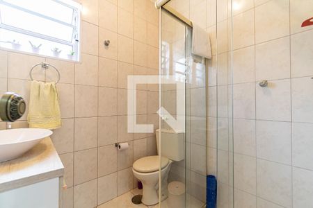 Casa à venda com 200m², 3 quartos e 2 vagasBanheiro da Suíte