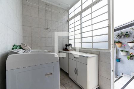 Casa à venda com 200m², 3 quartos e 2 vagasLavanderia