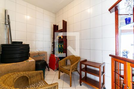 Casa à venda com 200m², 3 quartos e 2 vagasQuarto Serviço 2