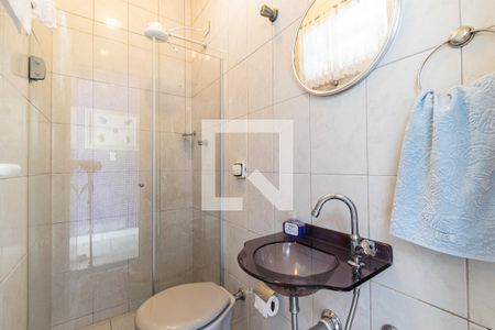 Casa à venda com 200m², 3 quartos e 2 vagasBanheiro de  Serviço 