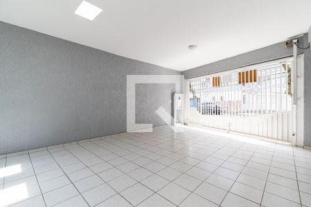 Casa à venda com 200m², 3 quartos e 2 vagasGaragem