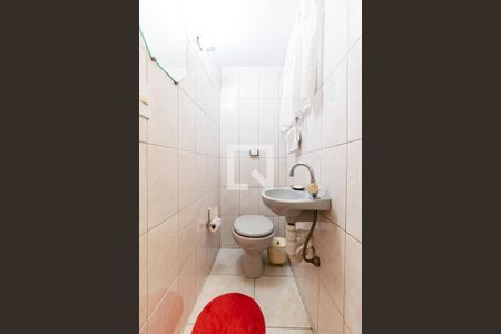 Casa à venda com 200m², 3 quartos e 2 vagasLavabo 