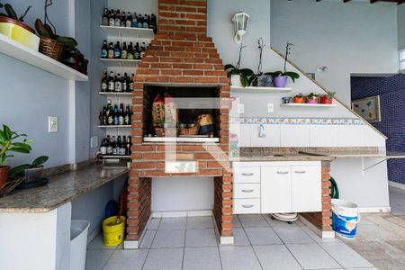 Casa à venda com 200m², 3 quartos e 2 vagasChurrasqueira