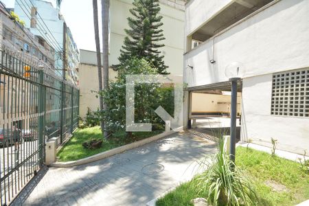 Apartamento para alugar com 67m², 2 quartos e 1 vagaFachada