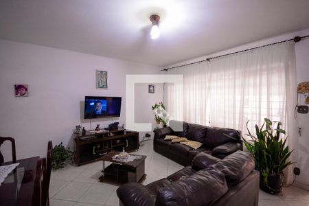 Sala de casa à venda com 3 quartos, 120m² em Vila Gumercindo, São Paulo