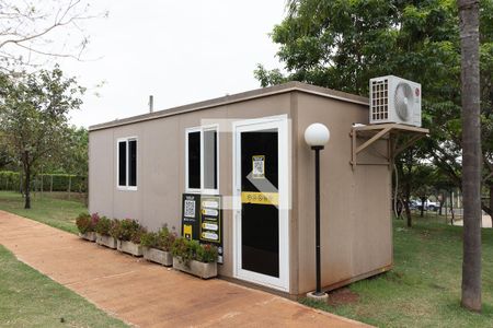 Apartamento para alugar com 55m², 2 quartos e 1 vaga Apartamento para alugar com 55m², 2 quartos e 1 vagaMini Mercado