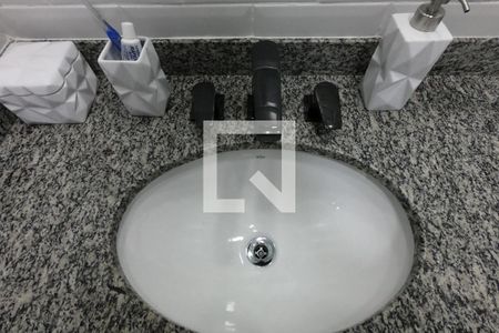 Apartamento à venda com 170m², 3 quartos e 2 vagas Apartamento à venda com 170m², 3 quartos e 2 vagasBanheiro da Suíte 2