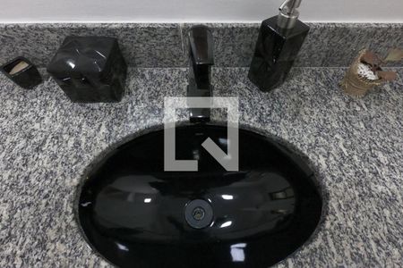 Apartamento à venda com 170m², 3 quartos e 2 vagas Apartamento à venda com 170m², 3 quartos e 2 vagasLavabo