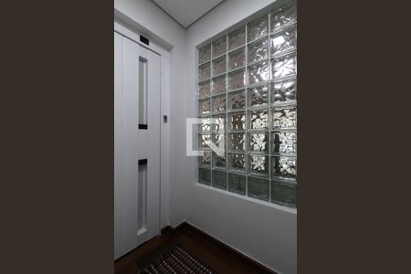 Apartamento à venda com 170m², 3 quartos e 2 vagas Apartamento à venda com 170m², 3 quartos e 2 vagasHall de Entrada