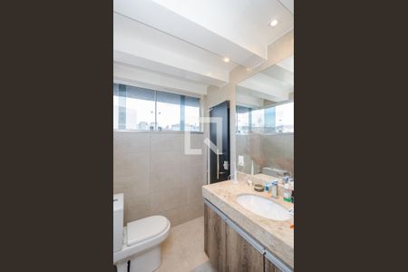 Apartamento à venda com 112m², 3 quartos e 1 vaga Apartamento à venda com 112m², 3 quartos e 1 vagaBanheiro da Suíte