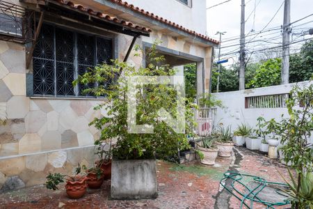 Casa para alugar com 150m², 3 quartos e sem vagaQuintal