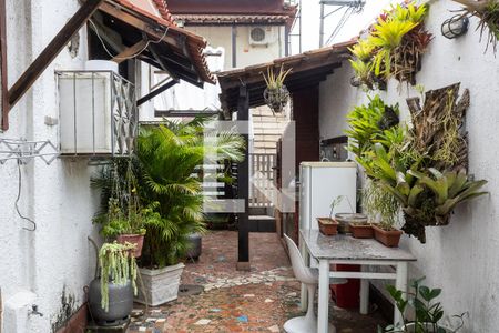 Casa para alugar com 150m², 3 quartos e sem vagaQuintal