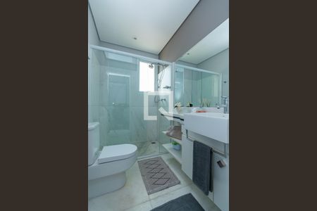 Apartamento à venda com 350m², 3 quartos e 5 vagasBanheiro da Suíte 1