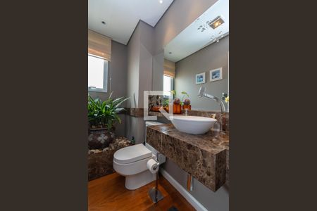 Apartamento à venda com 350m², 3 quartos e 5 vagasBanheiro Social