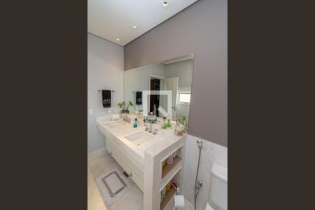 Apartamento à venda com 350m², 3 quartos e 5 vagasBanheiro da Suíte 3