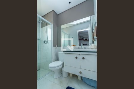 Apartamento à venda com 350m², 3 quartos e 5 vagasBanheiro da Suíte 2