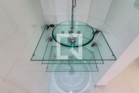 Apartamento para alugar com 58m², 2 quartos e sem vaga Apartamento para alugar com 58m², 2 quartos e sem vagaBanheiro