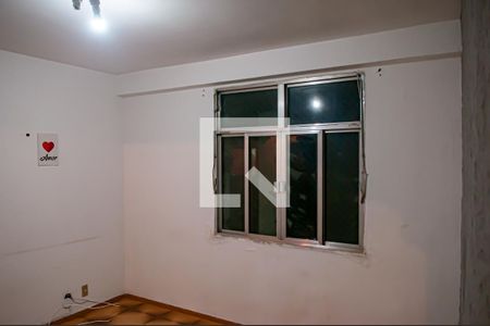 sala de apartamento para alugar com 2 quartos, 50m² em Taquara, Rio de Janeiro