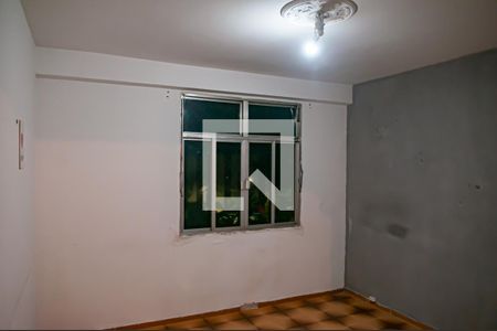 sala de apartamento para alugar com 2 quartos, 50m² em Taquara, Rio de Janeiro